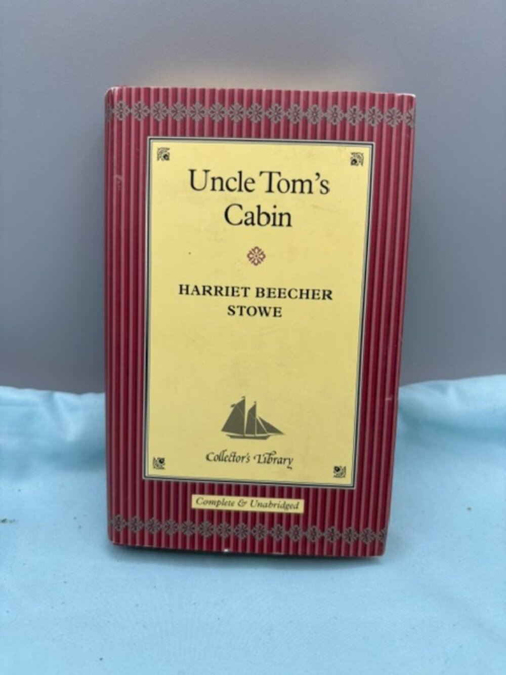 UNCLE TOM'S CABIN - 2004 Barnes & Noble Collector's Library HCDJ